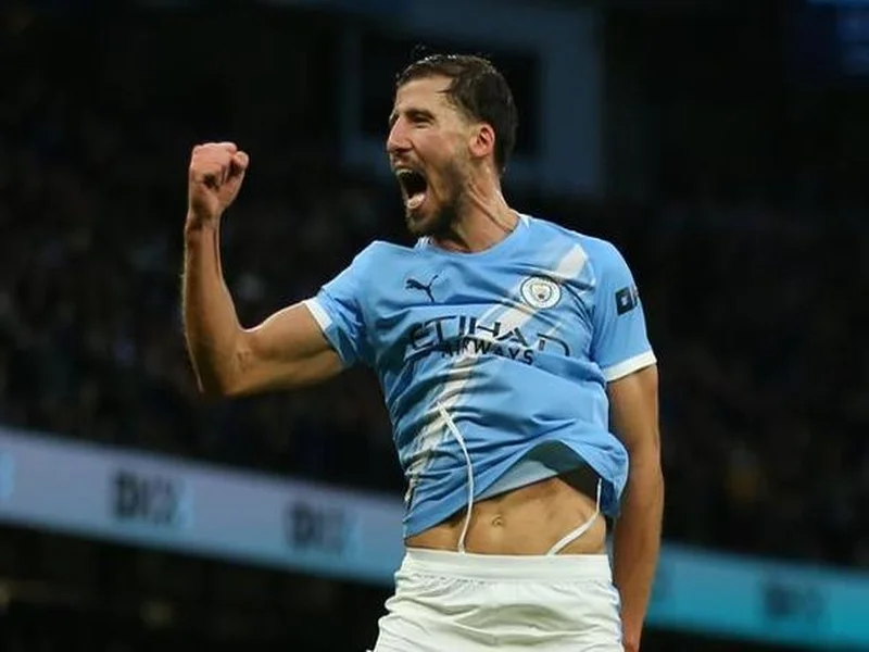 记者:鲁本·迪亚斯会在数周内伤愈回归 曼城冬窗不会再签中场